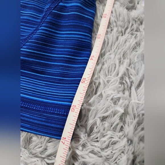 Under Armour Blue Space Dye Crop Leggings - Picture 2 of 5